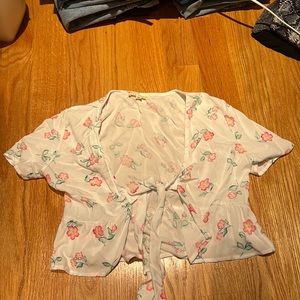 White crop tie front top with flowers
